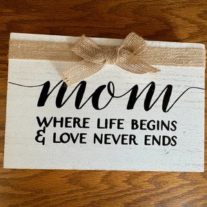 Mom House Decor - Wood Vintage Farmhouse Sign